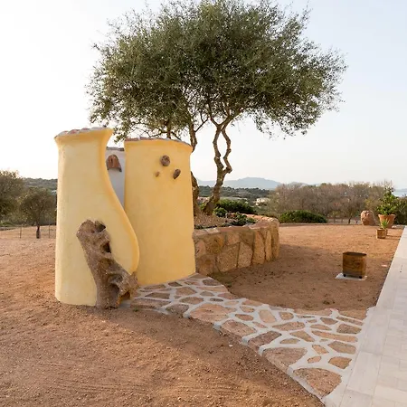 Molti Mari Bed & Breakfast 3*