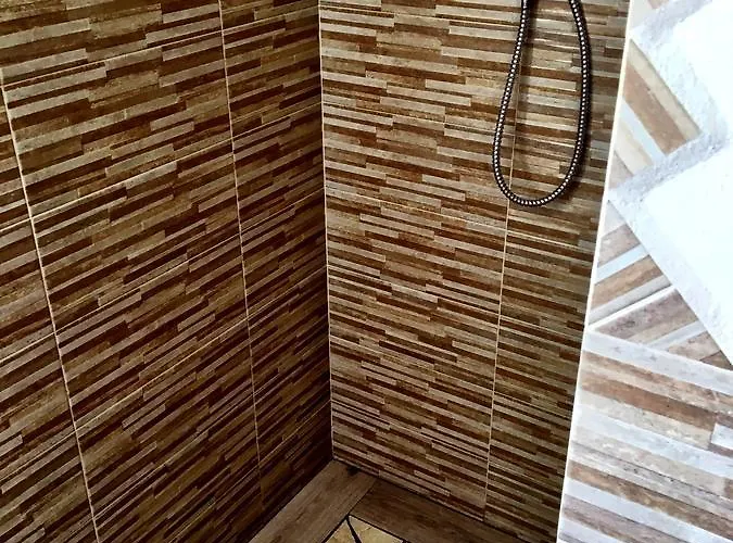 Oda ve Kahvaltı Molti Mari 3*