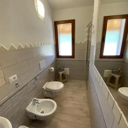 Molti Mari B&B Retreat Όλμπια