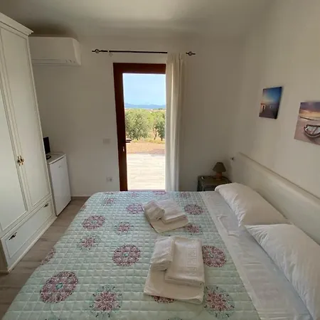 Molti Mari Bed & Breakfast Olbia