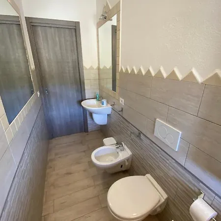 Molti Mari Bed & Breakfast