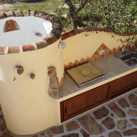 Molti Mari B&B Retreat 3* Όλμπια