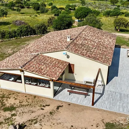 Molti Mari Bed & Breakfast
