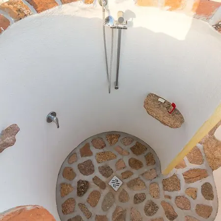 Bed & Breakfast Molti Mari B&B Retreat Olbia