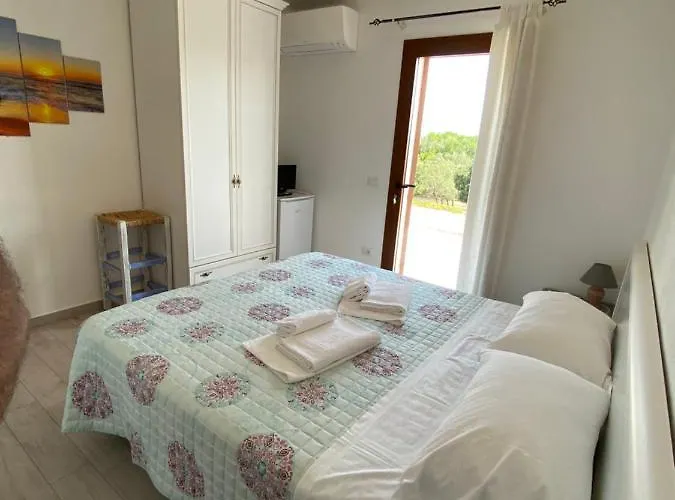 Molti Mari Bed & Breakfast 3*
